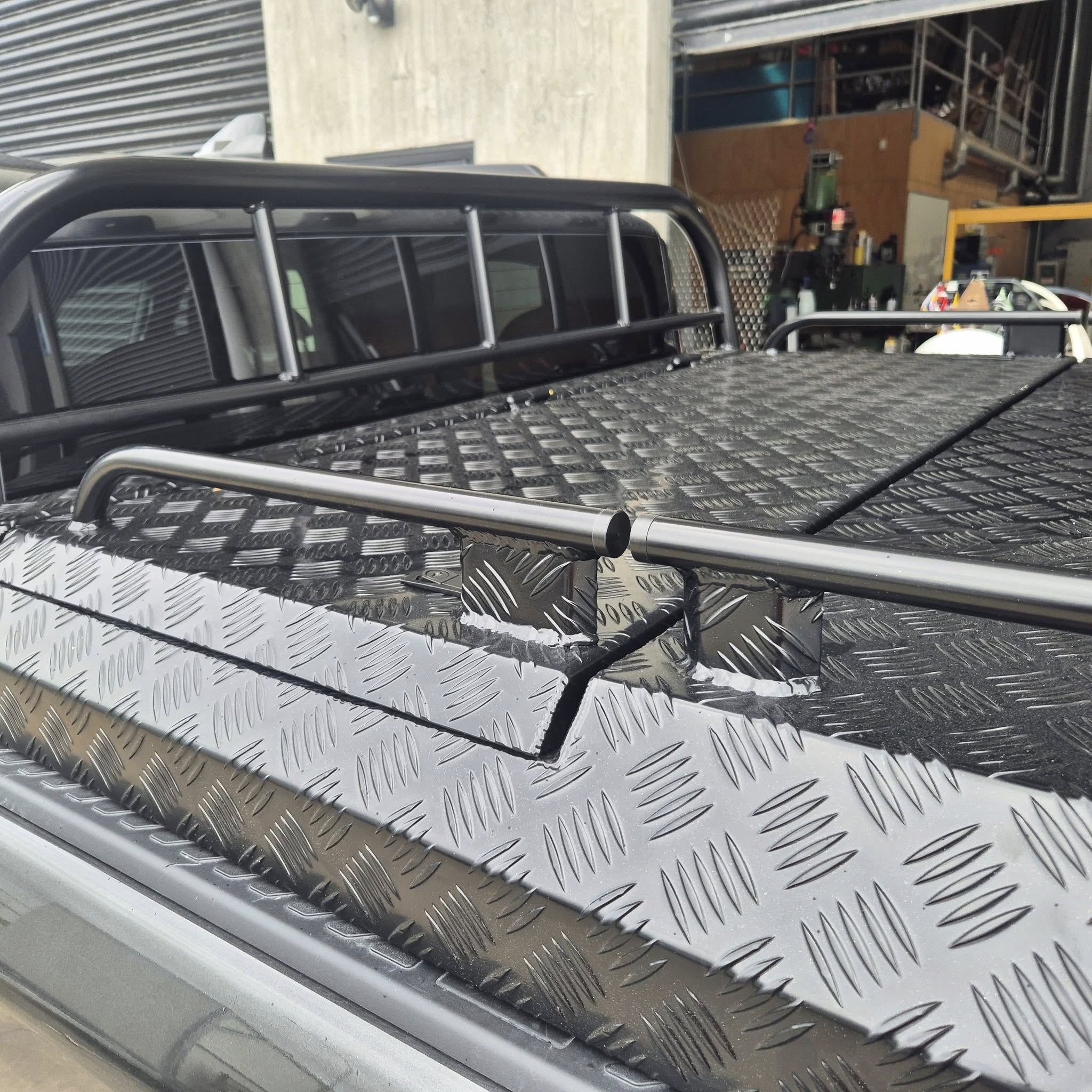 Custom aluminium dog box